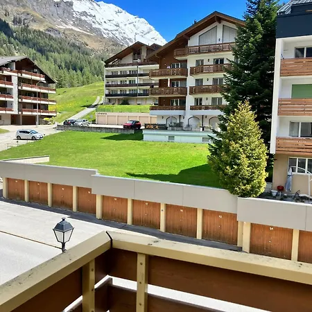 Spacious 3 - Family-friendly - - Great Views *